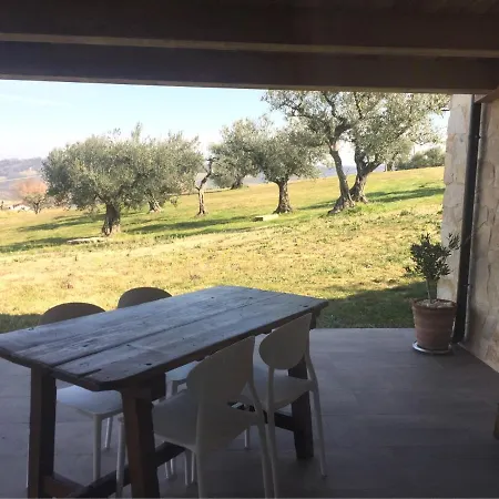 Ranieri Events And לינה וארוחת בוקר 4*